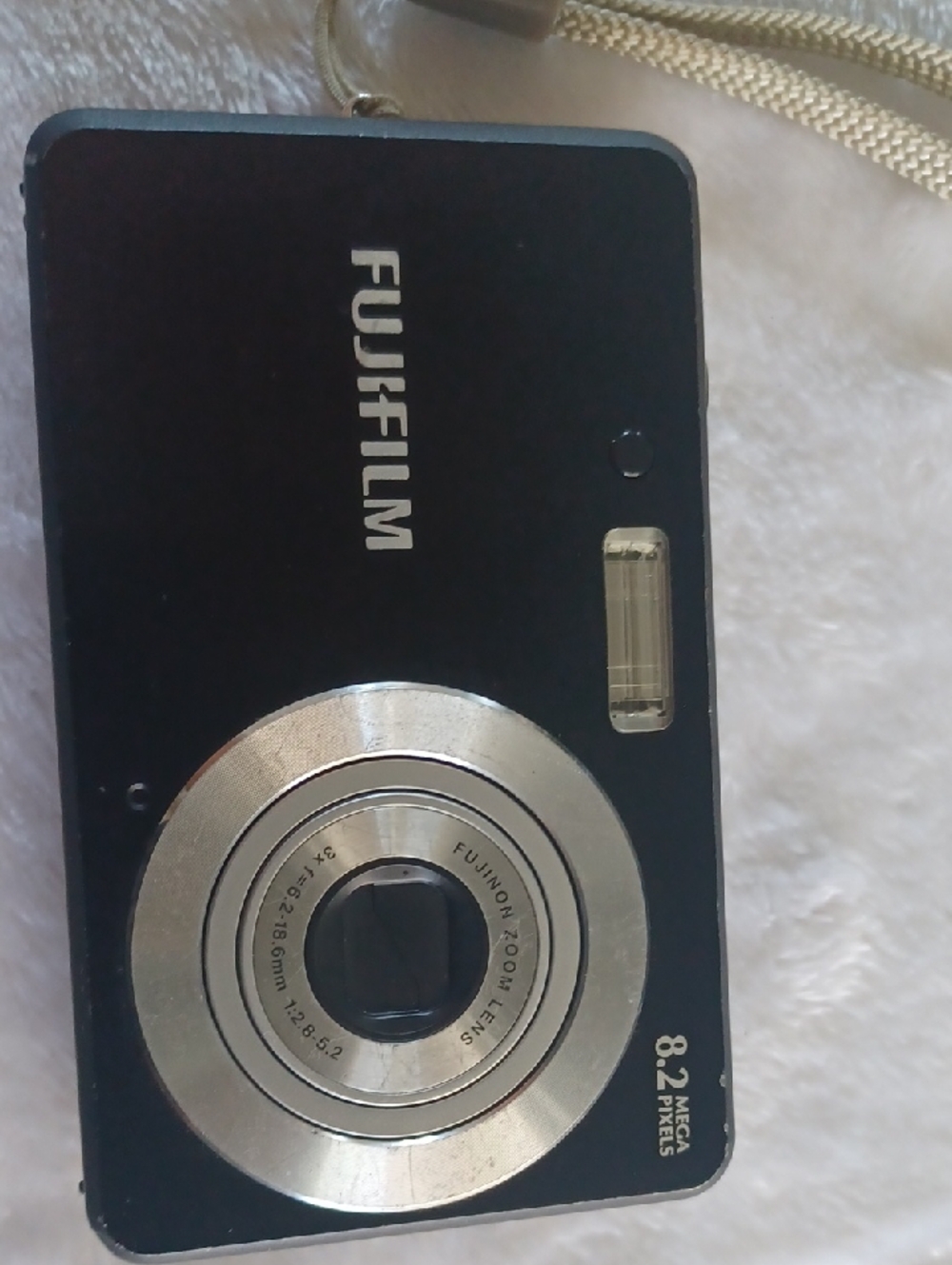 Fujifilm Finepix J10 8.2MP Digital Camera with 3x Optical Zoom